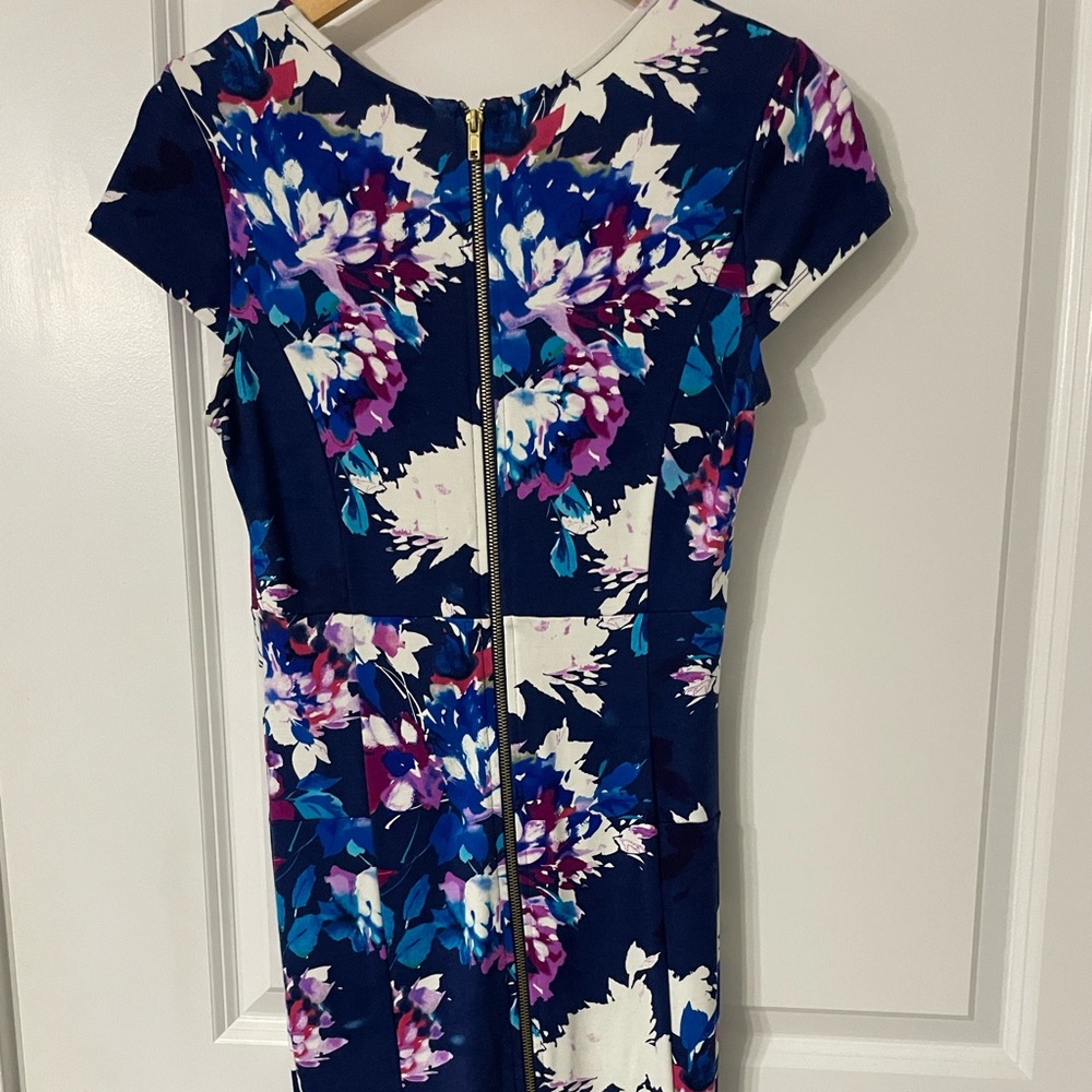 Felicity & Coco Dress - Picture 2 of 4